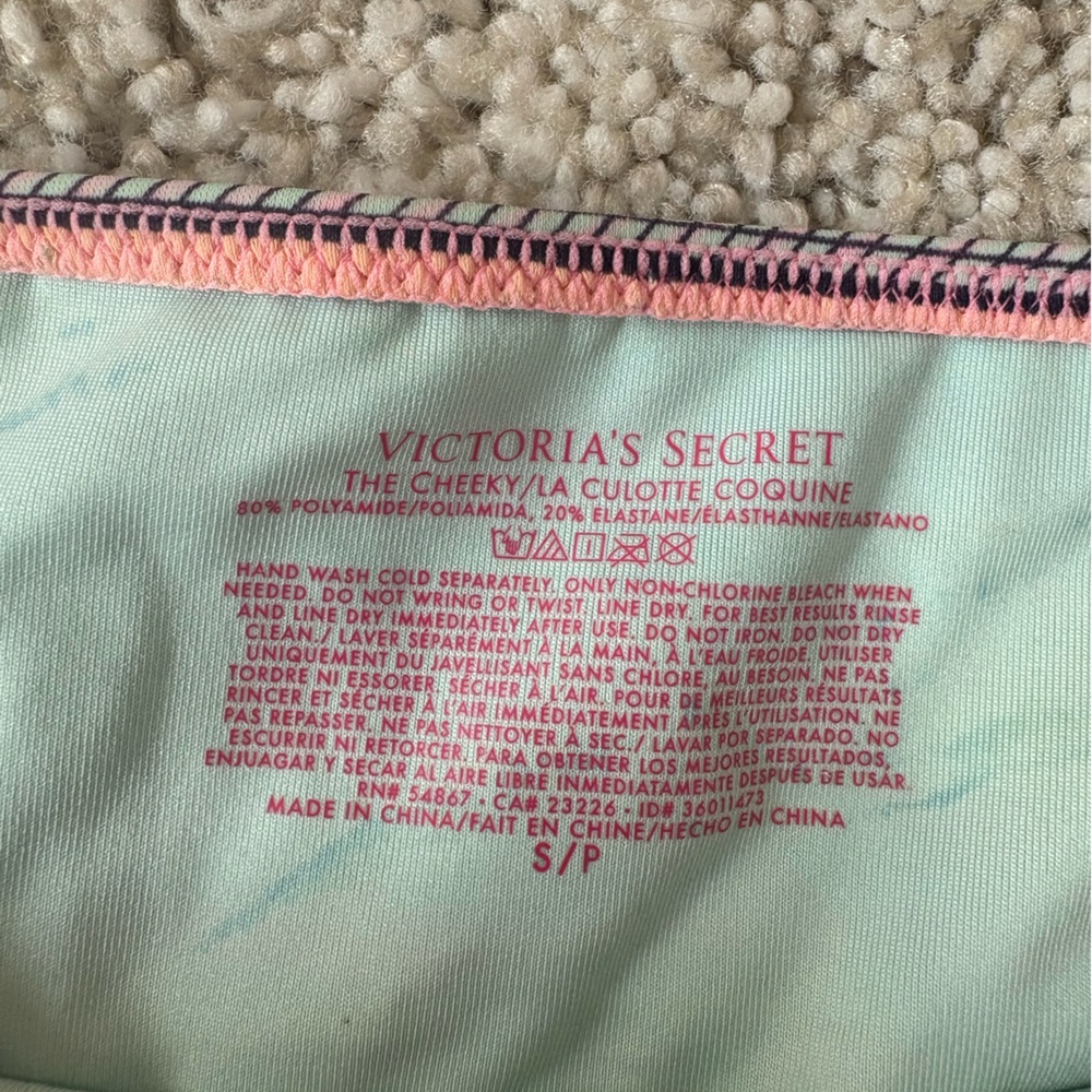 Y2K Victoria’s Secret bikini - Picture 2 of 2